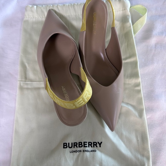 Burberry Nude Kitten Heel Slingback Shoes New without Tag - Picture 1 of 8